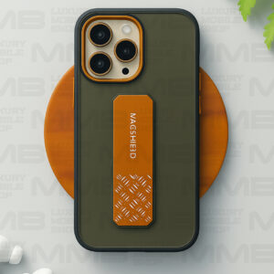 iPhone 16 Pro Max back cover with black sides